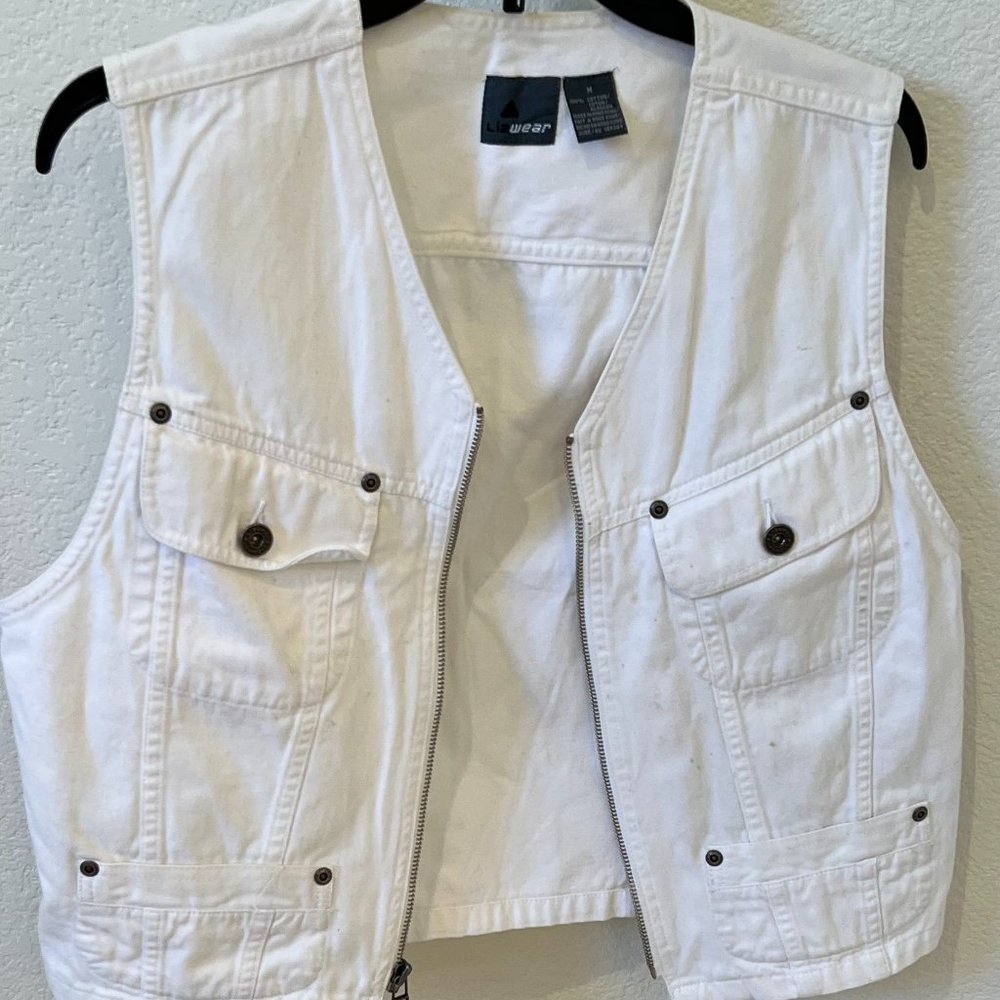 Lizwear  women Vest - Picture 4 of 5